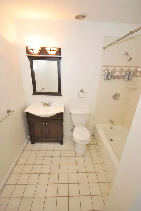 1704 E Broadmor Dr, Tempe, AZ 85282 photo 13