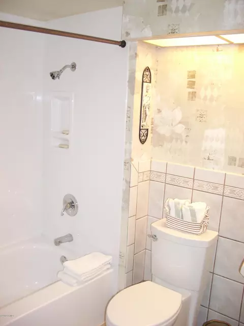 304 E Ambassador Dr, Tempe, AZ 85288 photo 9