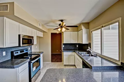 4206 E Vineyard Rd, Phoenix, AZ 85042 photo 6