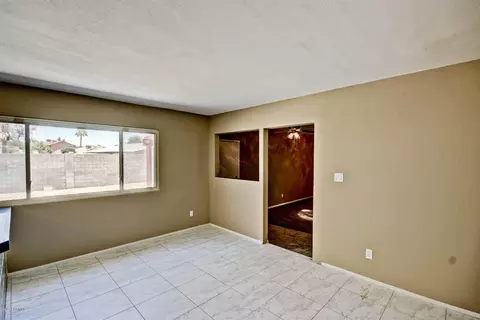4206 E Vineyard Rd, Phoenix, AZ 85042 photo 7