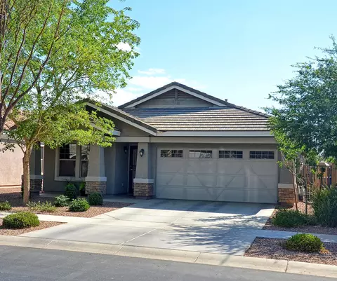 4316 E Wildhorse Dr, Gilbert, AZ 85297 photo 1