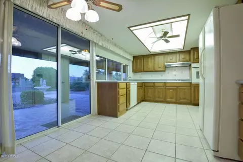 3138 E Las Rocas Dr, Phoenix, AZ 85028 photo 4