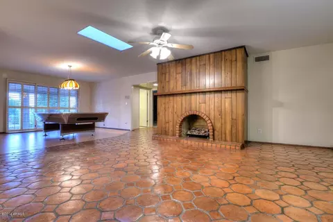 3138 E Las Rocas Dr, Phoenix, AZ 85028 photo 12