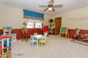 625 E Leah Ln, Gilbert, AZ 85234 photo 16