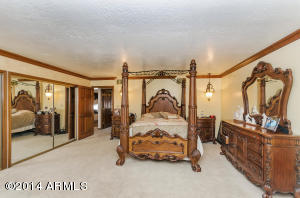 625 E Leah Ln, Gilbert, AZ 85234 photo 15