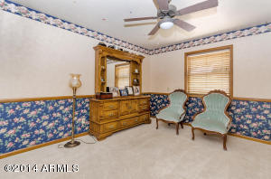 625 E Leah Ln, Gilbert, AZ 85234 photo 21