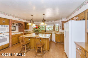 625 E Leah Ln, Gilbert, AZ 85234 photo 8