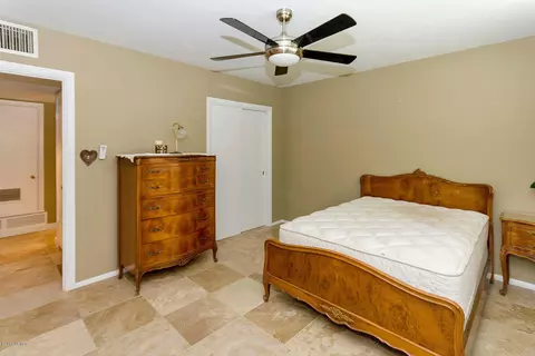 346 E Highland Ave, Phoenix, AZ 85012 photo 18