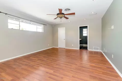 346 E Highland Ave, Phoenix, AZ 85012 photo 12