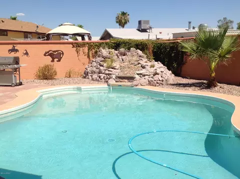 761 N 96th Pl, Mesa, AZ 85207 photo 2