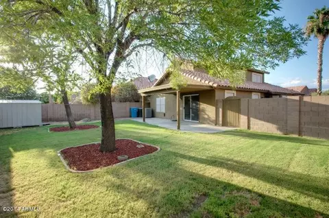 3913 E Graythorn St, Phoenix, AZ 85044 photo 3