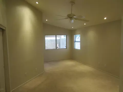 3909 E Morrow Dr, Phoenix, AZ 85050 photo 18
