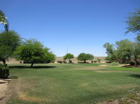 3909 E Morrow Dr, Phoenix, AZ 85050 photo 2