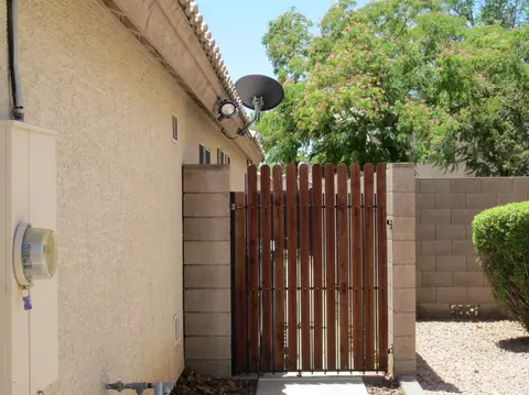 3909 E Morrow Dr, Phoenix, AZ 85050 photo 20