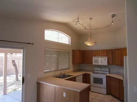 3909 E Morrow Dr, Phoenix, AZ 85050 photo 19