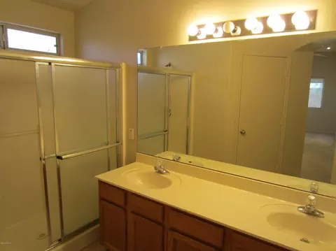 3909 E Morrow Dr, Phoenix, AZ 85050 photo 12