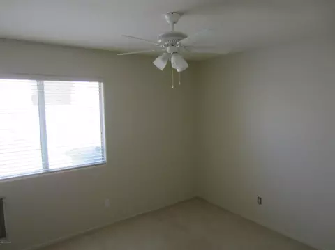 3909 E Morrow Dr, Phoenix, AZ 85050 photo 13