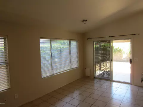 3909 E Morrow Dr, Phoenix, AZ 85050 photo 8