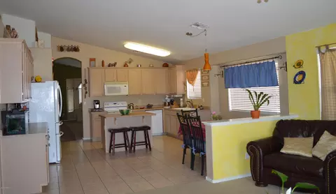 7615 E Contessa St, Mesa, AZ 85207 photo 4