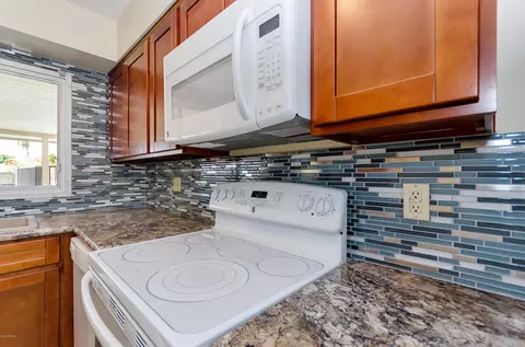 923 E Manhatton Dr, Tempe, AZ 85282 photo 13