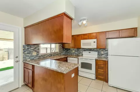 923 E Manhatton Dr, Tempe, AZ 85282 photo 12