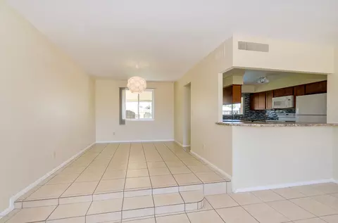923 E Manhatton Dr, Tempe, AZ 85282 photo 10