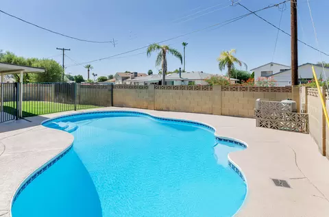 923 E Manhatton Dr, Tempe, AZ 85282 photo 2
