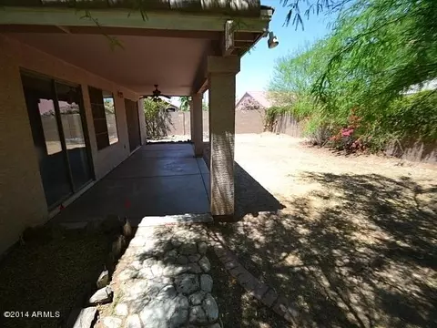 1854 E Smoke Tree Rd, Gilbert, AZ 85296 photo 12