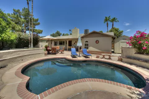 4443 E Ludlow Dr, Phoenix, AZ 85032 photo 2