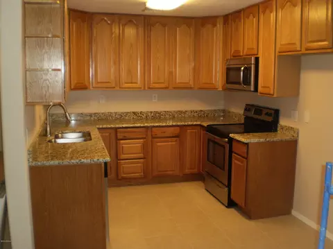 2307 E Sylvia St, Phoenix, AZ 85022 photo 5