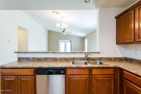 2990 E Crescent Way, Gilbert, AZ 85298 photo 7