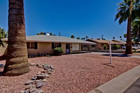 4830 E Palm Ln, Phoenix, AZ 85008 photo 1