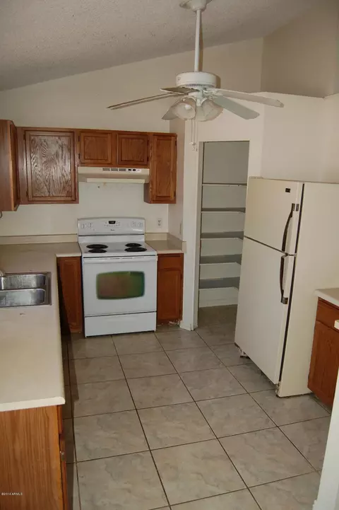 4452 E Olney Dr, Phoenix, AZ 85044 photo 6