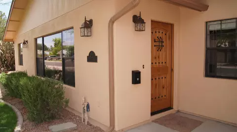 423 E Carson Dr, Tempe, AZ 85282 photo 5