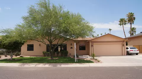 423 E Carson Dr, Tempe, AZ 85282 photo 2