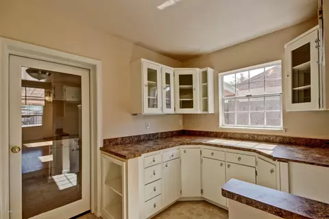 362 E Whitton Ave, Phoenix, AZ 85012 photo 16