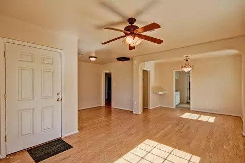362 E Whitton Ave, Phoenix, AZ 85012 photo 8