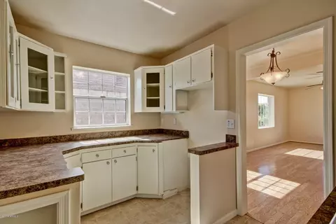 362 E Whitton Ave, Phoenix, AZ 85012 photo 17