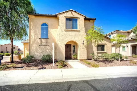 2149 W Scully Dr, Phoenix, AZ 85023 photo 3