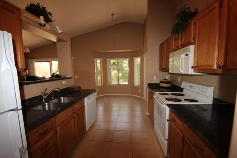 1015 E Princeton Ave, Gilbert, AZ 85234 photo 9