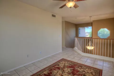 4705 E Abraham Ln, Phoenix, AZ 85050 photo 9