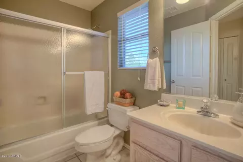 4705 E Abraham Ln, Phoenix, AZ 85050 photo 22