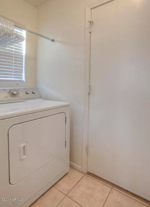 4705 E Abraham Ln, Phoenix, AZ 85050 photo 29