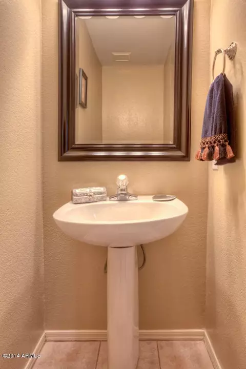 4705 E Abraham Ln, Phoenix, AZ 85050 photo 23
