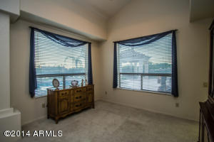 1808 E Catamaran Dr, Gilbert, AZ 85234 photo 9