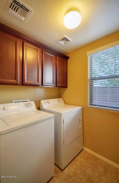 3432 E Crescent Way, Gilbert, AZ 85298 photo 12