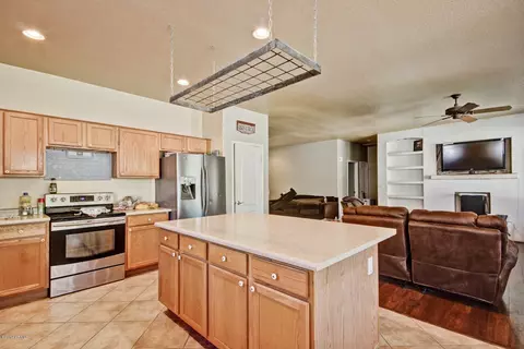 962 E Devon Dr, Gilbert, AZ 85296 photo 5