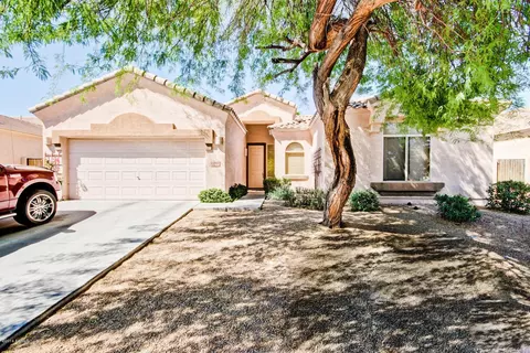 962 E Devon Dr, Gilbert, AZ 85296 photo 2