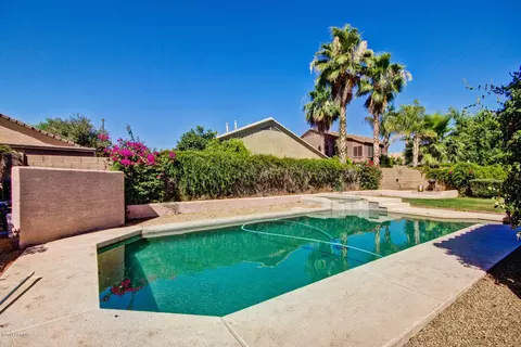 962 E Devon Dr, Gilbert, AZ 85296 photo 8