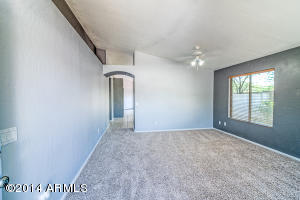 9047 Encanto St, Mesa, AZ 85207 photo 2
